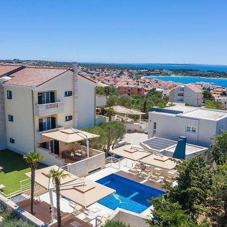 דירות נובליה Pool Terrace Sea View Sarkic מראה חיצוני תמונה