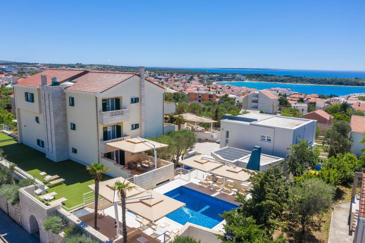 דירות נובליה Pool Terrace Sea View Sarkic מראה חיצוני תמונה