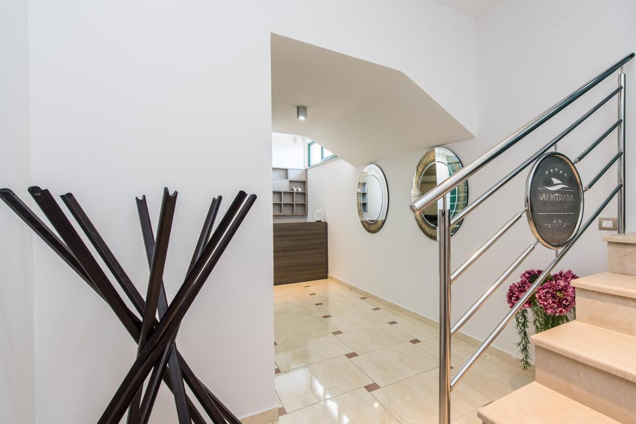 דירות נובליה Pool Terrace Sea View Sarkic מראה חיצוני תמונה