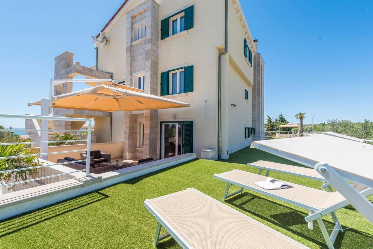 דירות נובליה Pool Terrace Sea View Sarkic מראה חיצוני תמונה
