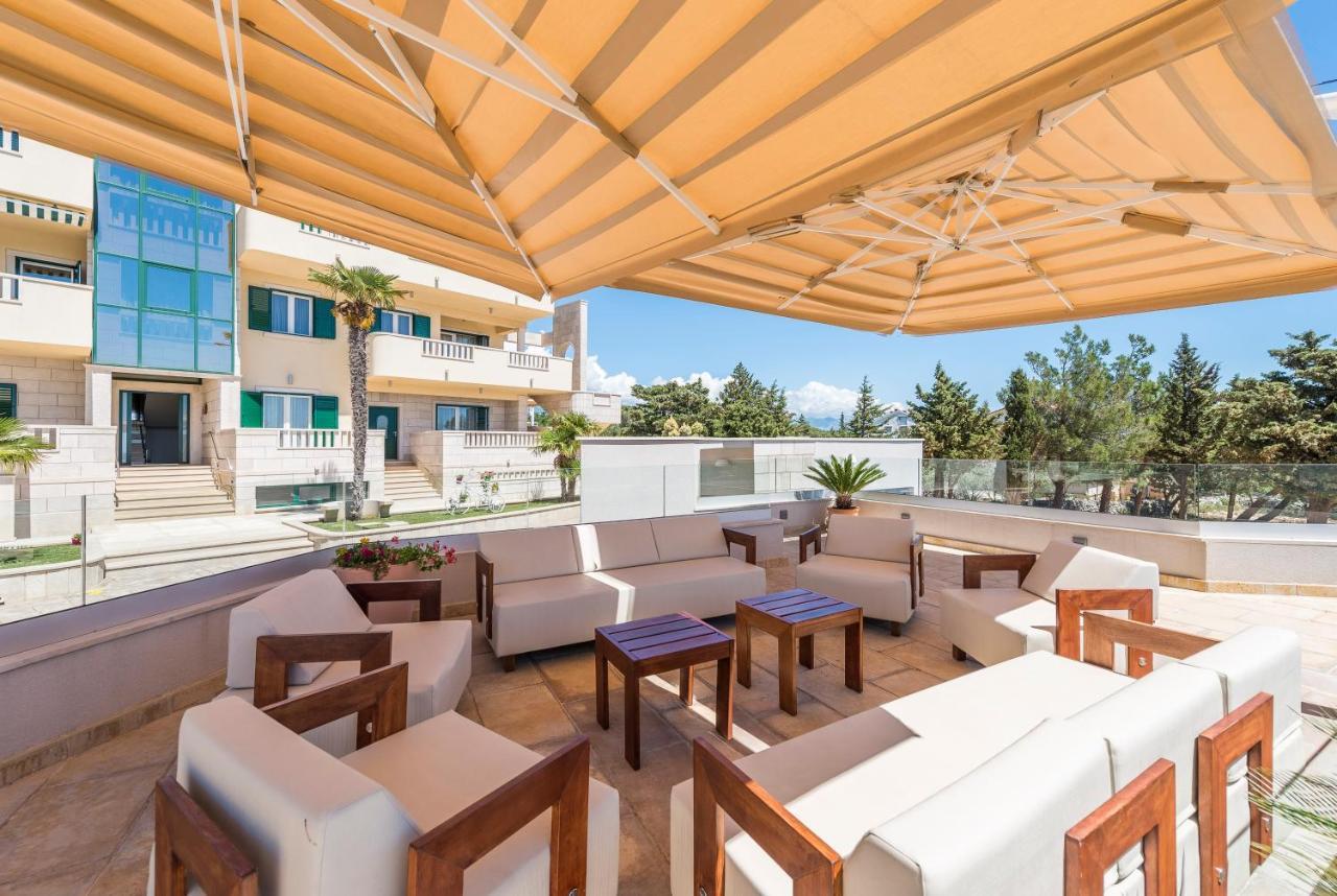 דירות נובליה Pool Terrace Sea View Sarkic מראה חיצוני תמונה